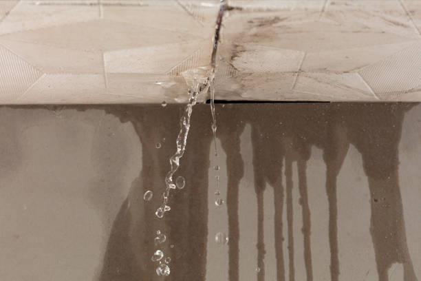 Professional Water Extraction technician working in Tomball, TX